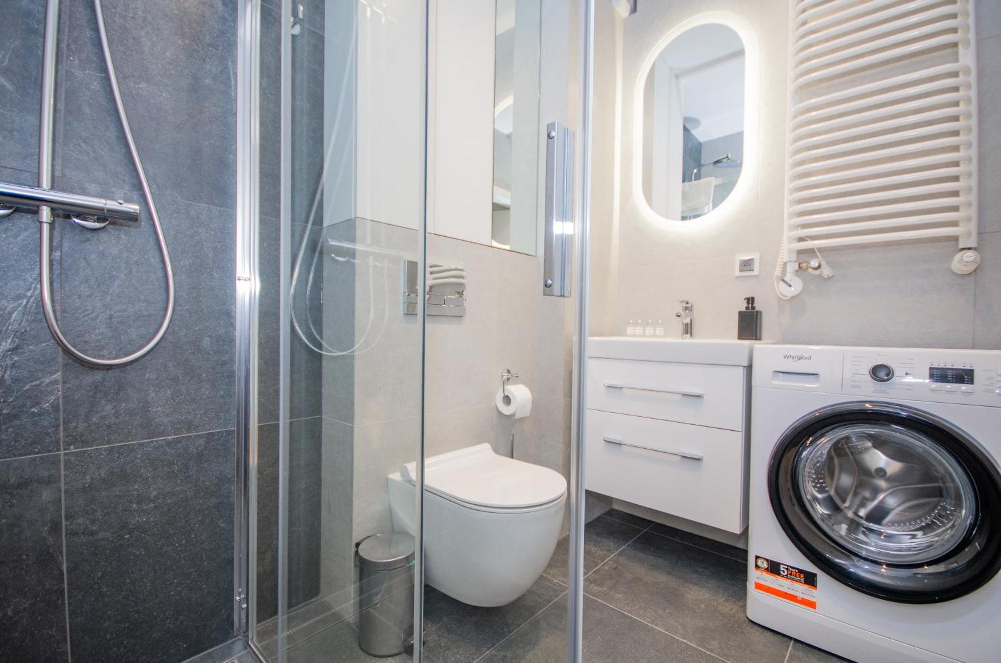 Inpoint Tauron Arena Apartment With Free Parking - Lema St 17 Красков Екстериор снимка